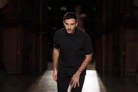 Burberry Turns to Former Givenchy Designer to .